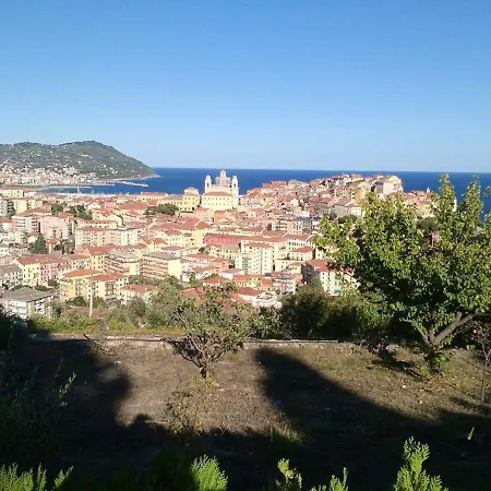 House With 2 Bedrooms In With Wifi Imperia